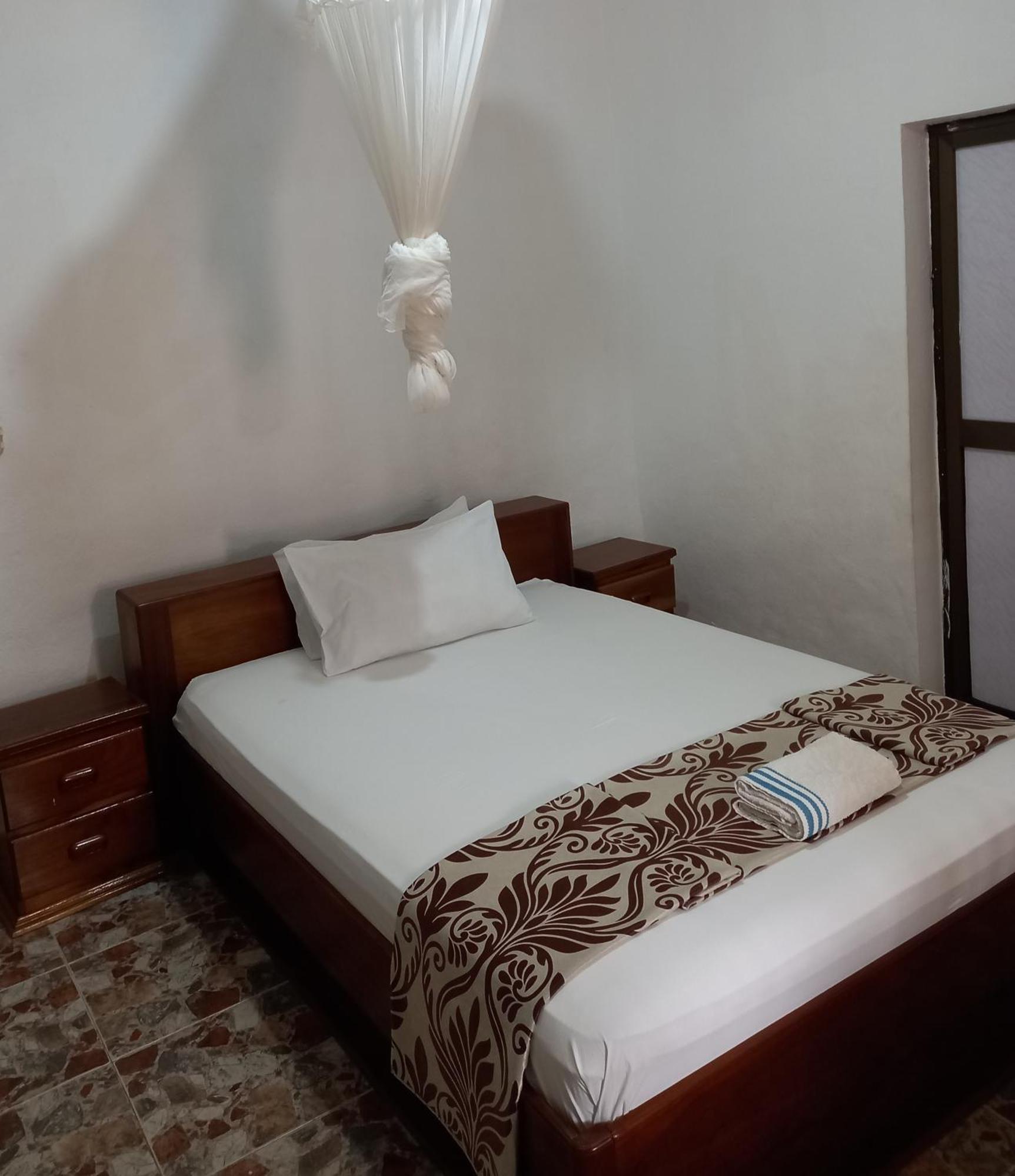 Paloma Guest House Kenema Exterior foto