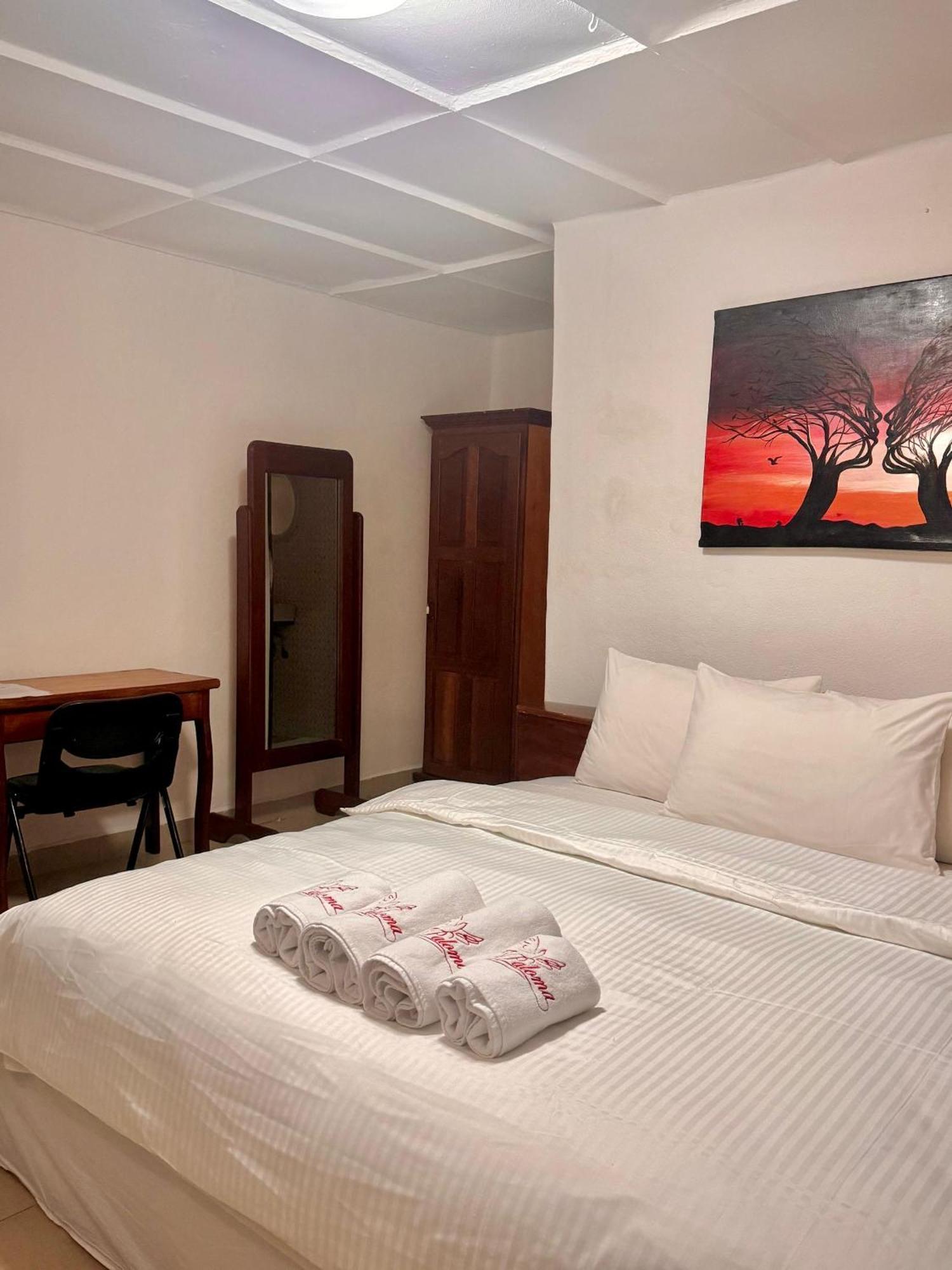Paloma Guest House Kenema Exterior foto