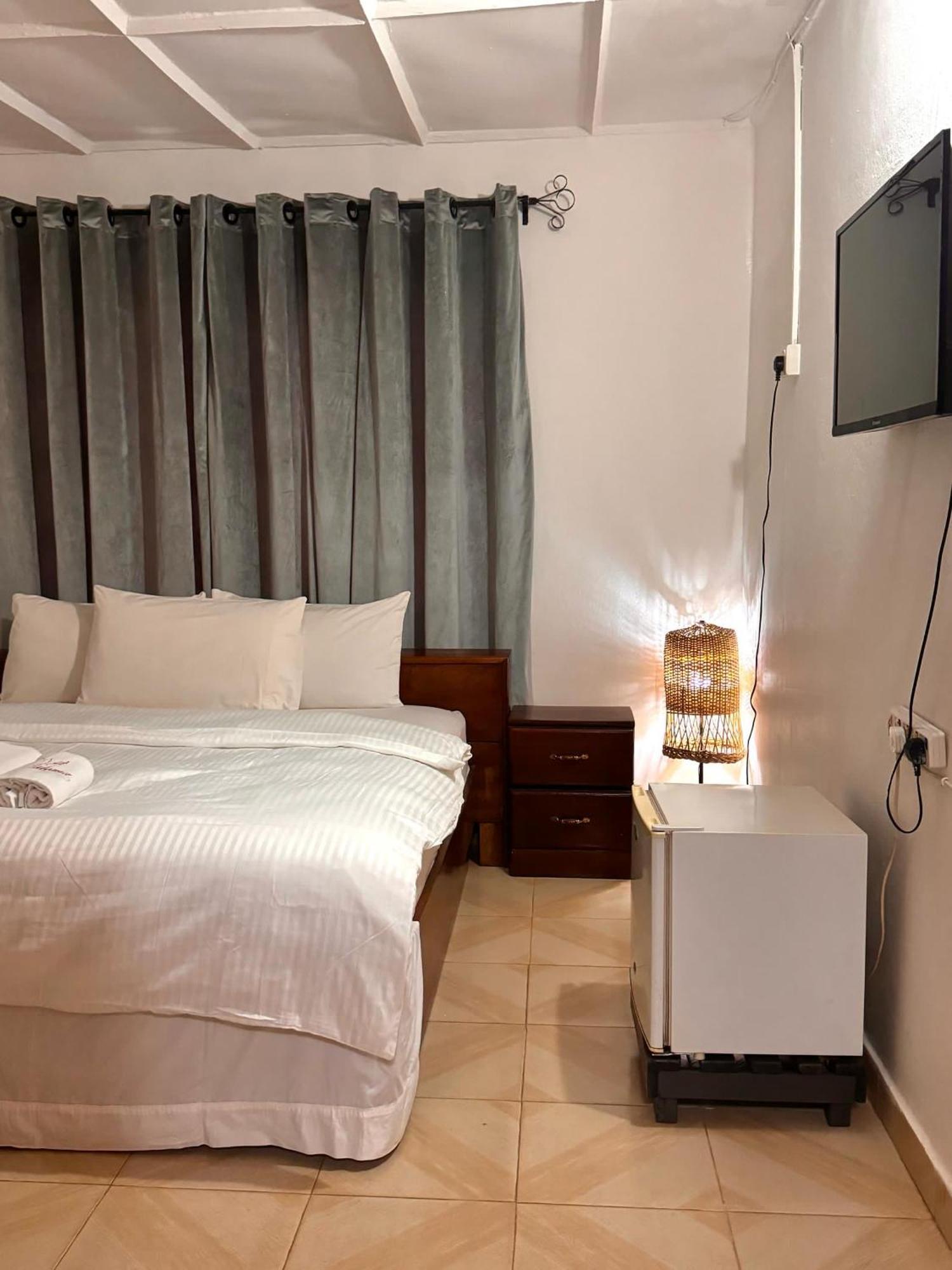 Paloma Guest House Kenema Exterior foto