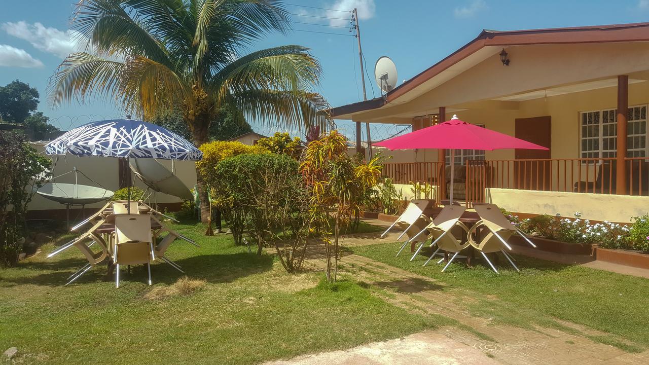 Paloma Guest House Kenema Exterior foto