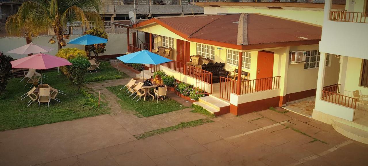 Paloma Guest House Kenema Exterior foto